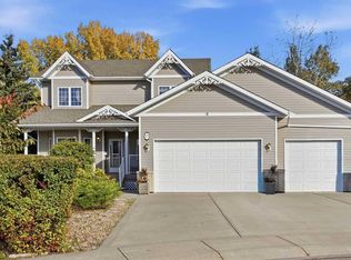 55 W Dietz Close, Red Deer, AB T4R 2S7