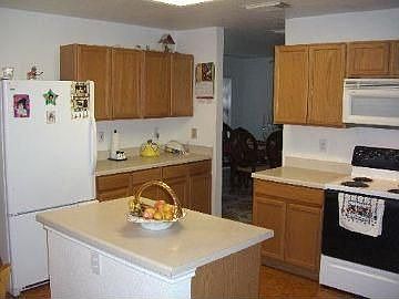 4th image of 10314 Cold Creek Ct