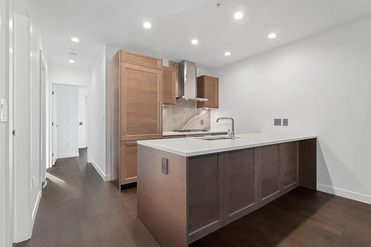 2 bed, 850 sqft, $3,650 — Photo 4