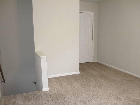 2nd image of 0 E 5th St