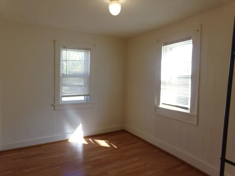 515 Saint Thomas Ave — Photo 5
