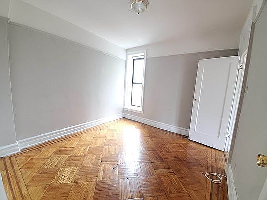 4th image of 481 Eastern Pkwy #D14b