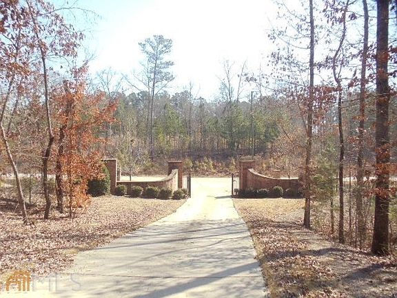 4th image of 365 Turner Dr