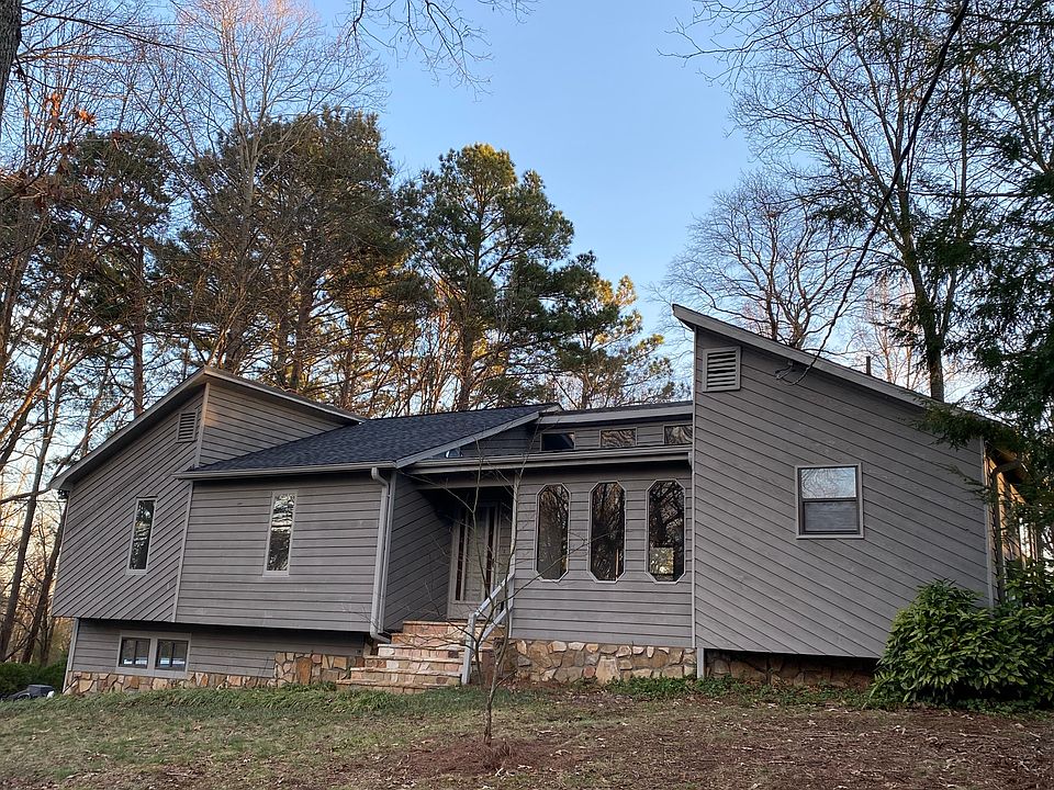 1st image of 608-608 Ann Ct
