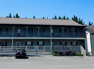 401 Helms Ave #E, Swedesboro, NJ 08085