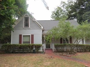 504 N Newsom St, Mineola, TX 75773