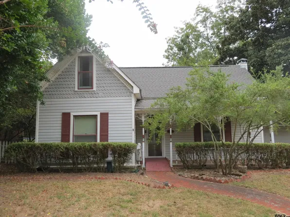 504 N Newsom St, Mineola, TX 75773