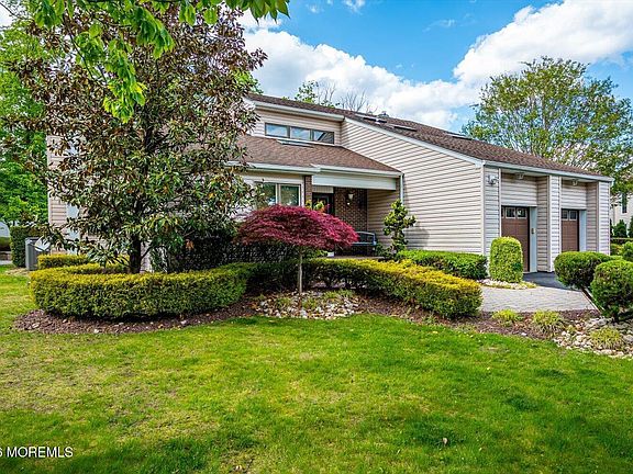 3rd image of 73 Windsor Drive
