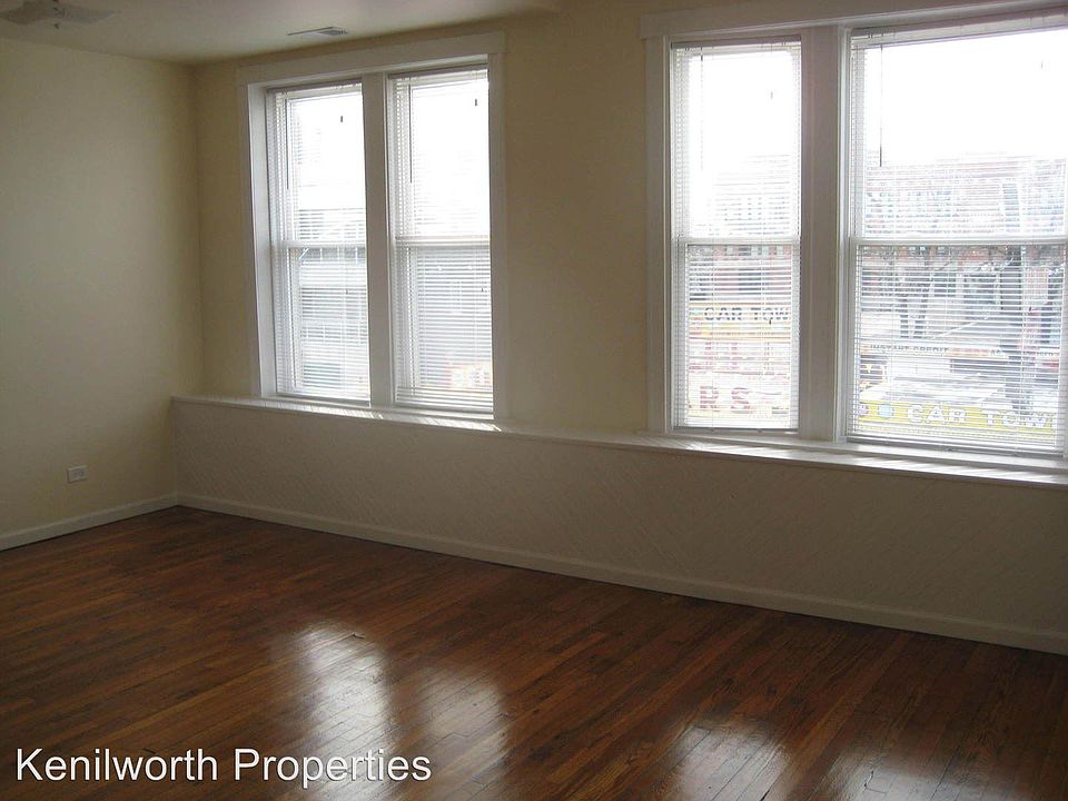 1st image of 853 N Western Ave #3