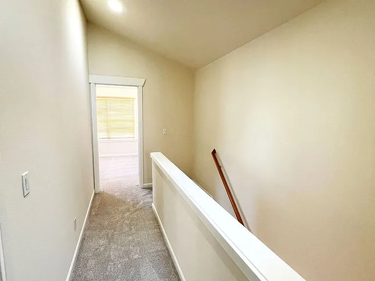 4507 Evanston Ave N #B — Photo 16