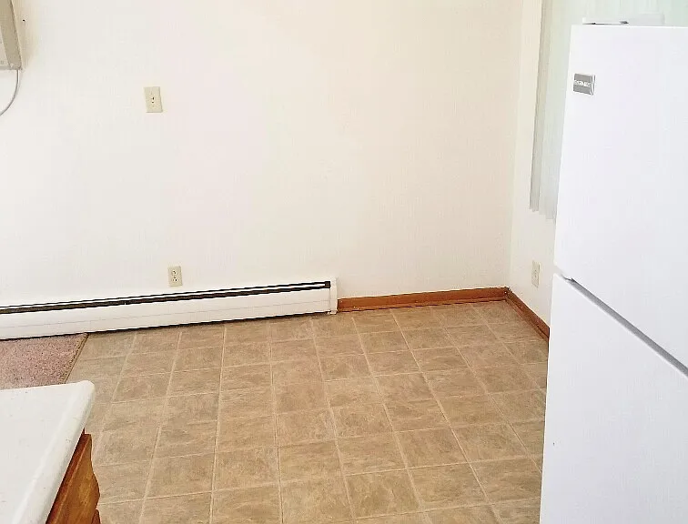 7575 Cloman Way — Photo 11