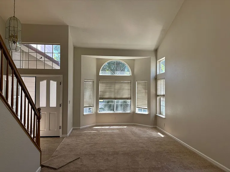 5021 Chaparral Ct — Photo 15
