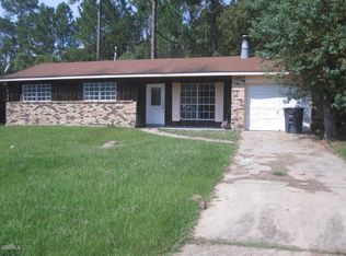 4231 Mimosa Dr, Moss Point, MS 39562