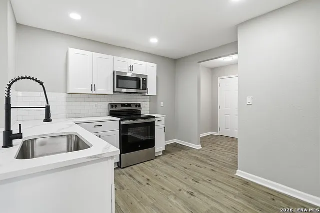 219 La Manda Blvd — Photo 9