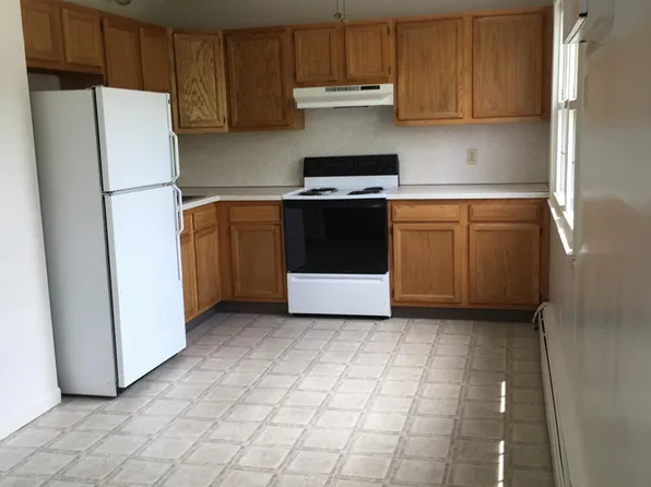 1190 Baldwin St #4, Waterbury, CT 06706