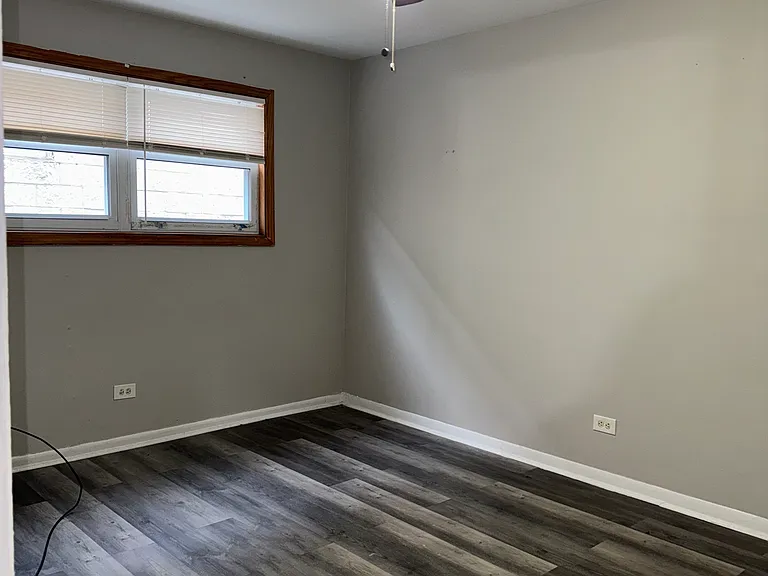 5815 W 35th St #6 — Photo 5