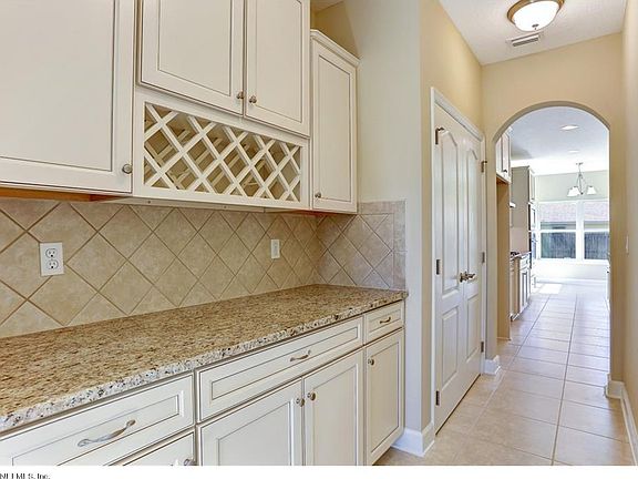 4th image of 2103 Safe Harbor Ln