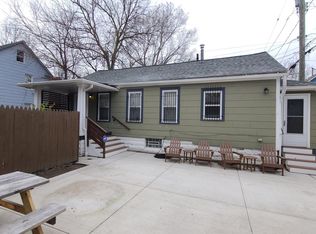 4208 John Ct, Cleveland, OH 44113