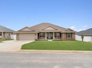 5642 Lafayette Ct, Milton, FL 32570