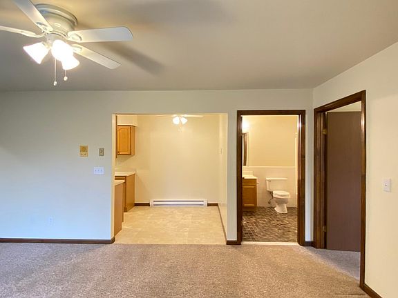 5th image of 1949 Western Ave APT 604
