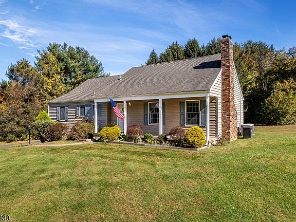 2nd image of 88 Old Farmers Rd
