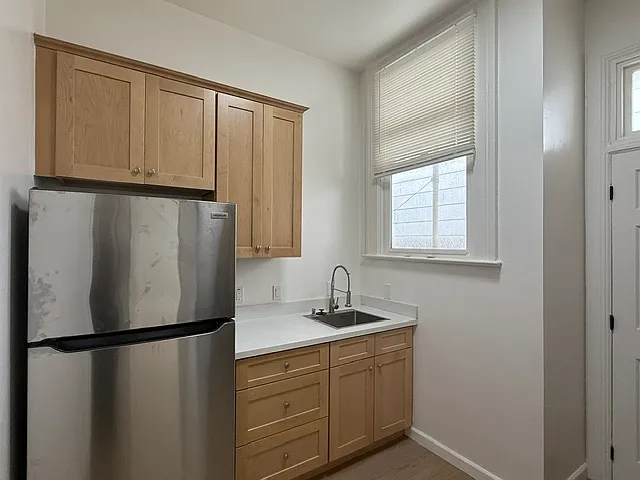 1034 Clement St — Photo 11