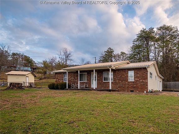 3rd image of 158 Midway Dr