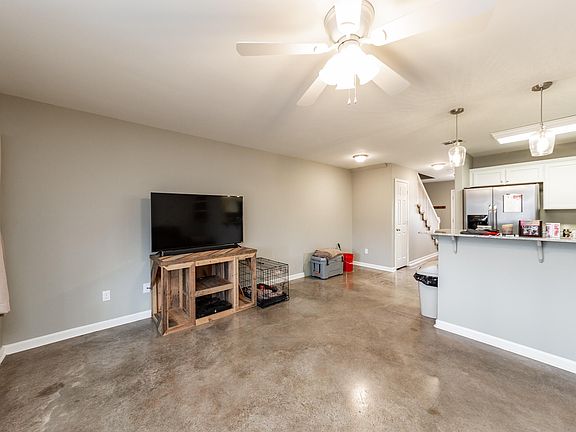 5th image of 1534 S Patout St APT D