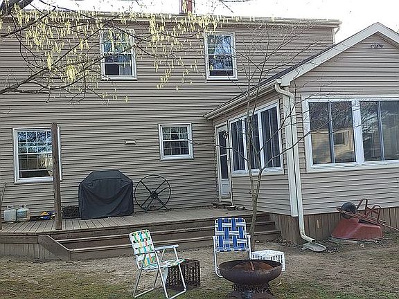 2nd image of 466 Garden Wood Dr