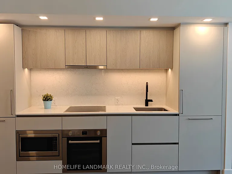 609 Sherbourne St #1603 — Photo 7