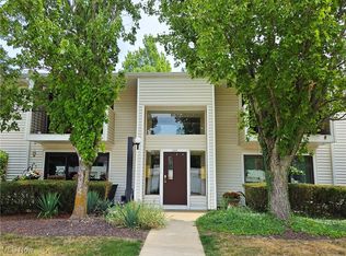 2880 N Bay Dr APT N15, Westlake, OH 44145