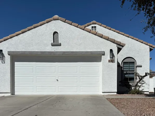 872 W DESERT SKY Drive, San Tan Valley, AZ 85143