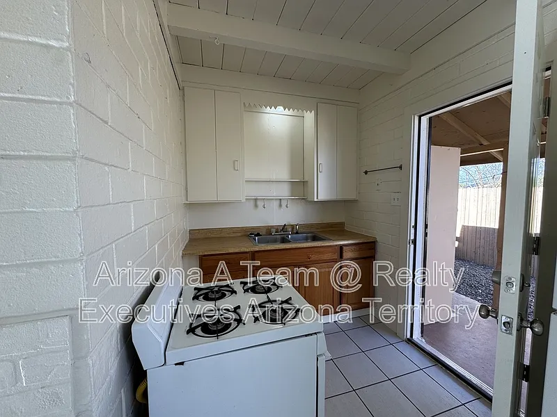 1 bed, 1.0 bath, 504 sqft, $775 — Photo 2