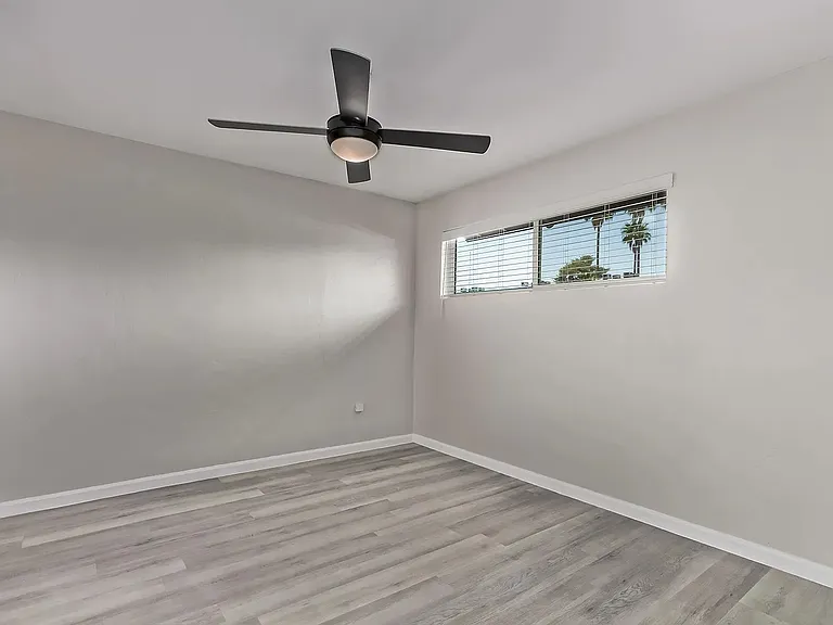 3405 E Pinchot Ave #4 — Photo 14