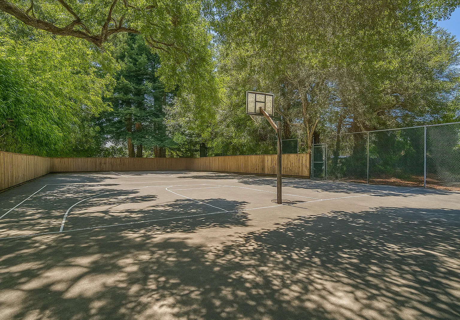 Walnut Grove — Photo 2