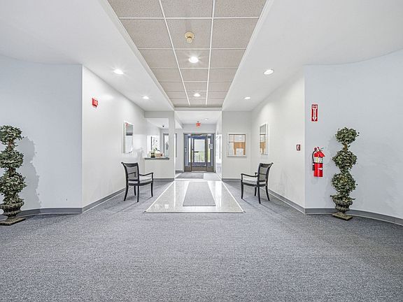 3rd image of 90 Sea St APT 107