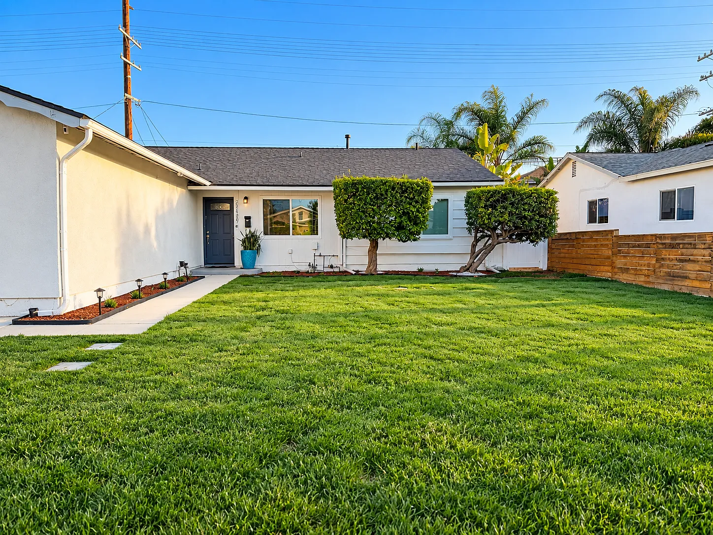 4 bed, 2.5 bath, 1397 sqft, $4,800 — Photo 2