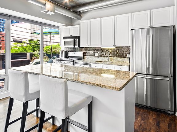 5th image of 1440 S Michigan Ave APT 214