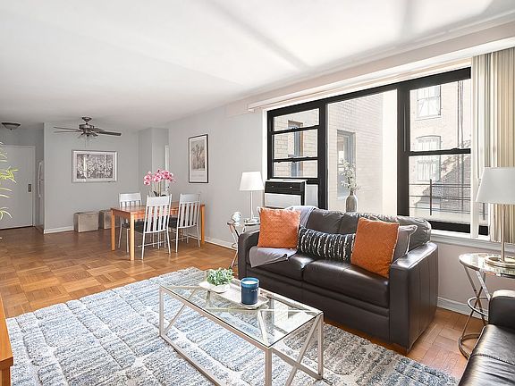 4th image of 49 W 12th St APT 8G