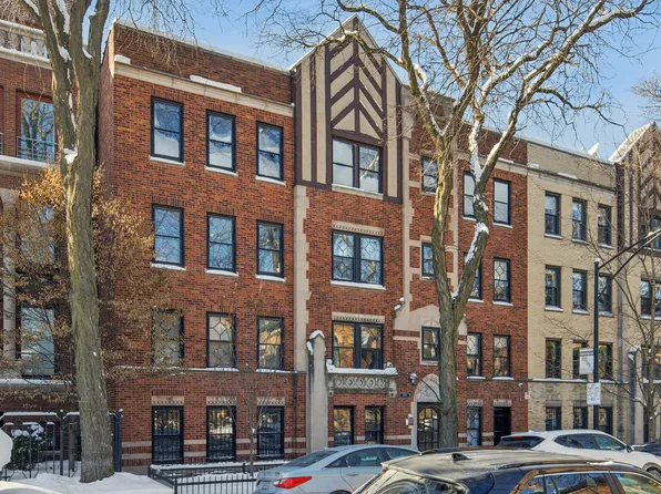 2124 N Hudson Ave APT 303, Chicago, IL 60614