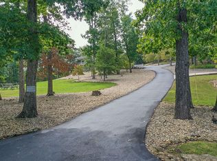 300 Morgan Trl, Branson West, MO 65737