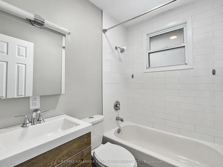 176 Sydenham St #UPPER — Photo 16
