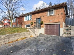 264 Laurentian Dr, Kitchener, ON N2E 2B6