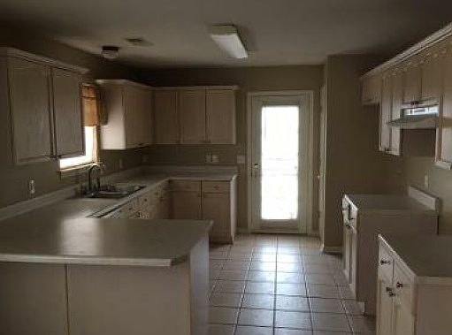3rd image of 7086 Millers Glen Way