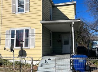 1021 W 3rd St, Florence, NJ 08518