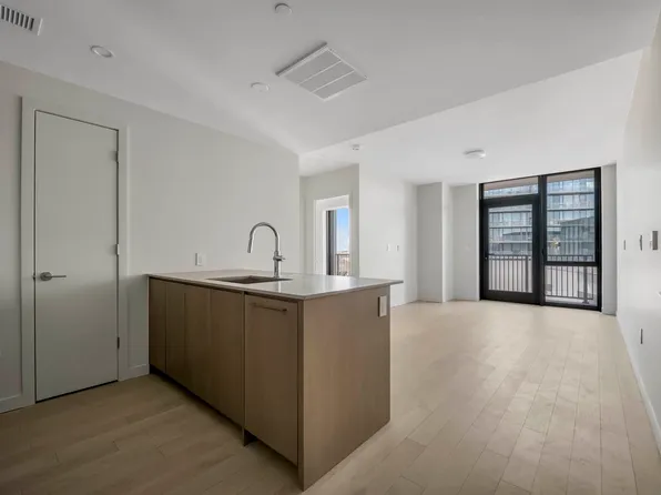 131-02 A 40th Road image 14 of 42