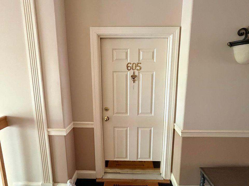1st image of 605 Saint Andrews Place #605