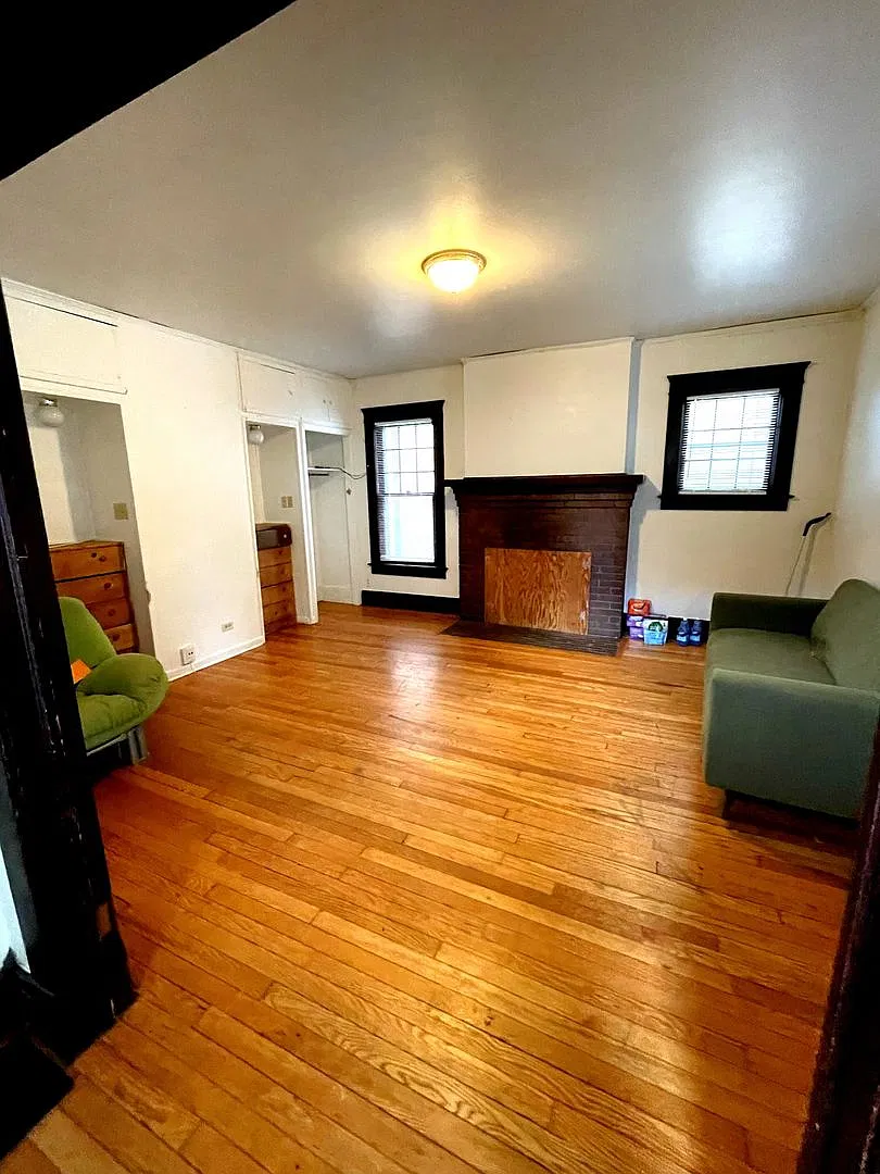 1011 Vaughn St. — Photo 4