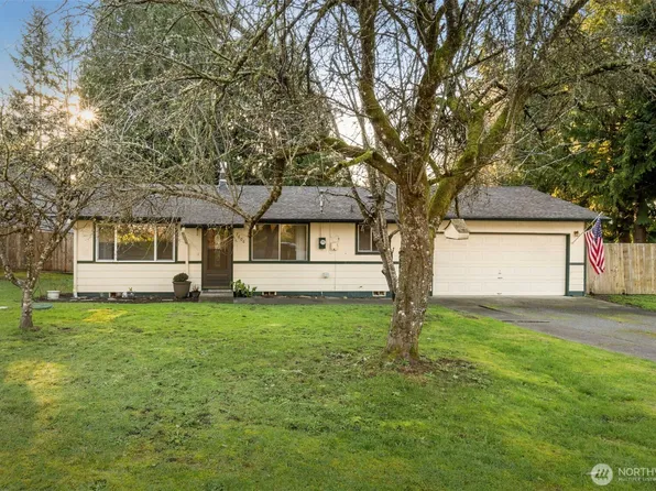 7606 Sandy Way NE, Poulsbo, WA 98370