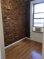 Rented by Weinstein Realty Group